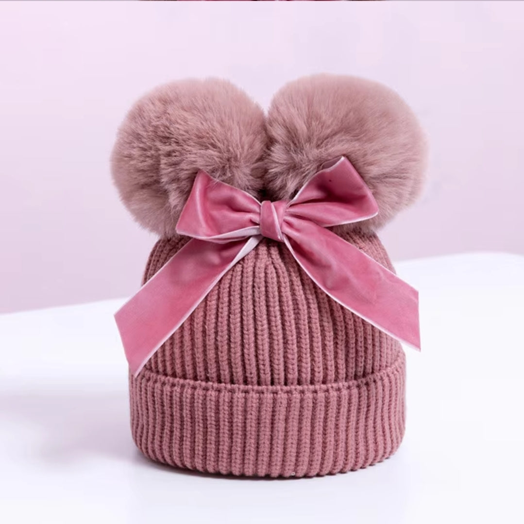 Pom Pom Bow Beanie